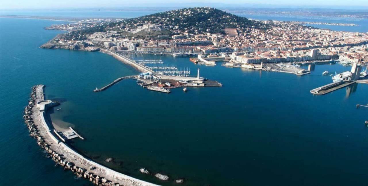 Grand Appartement Sur Canal A 2 Pas Du Centre Ville De Sète Kültér fotó